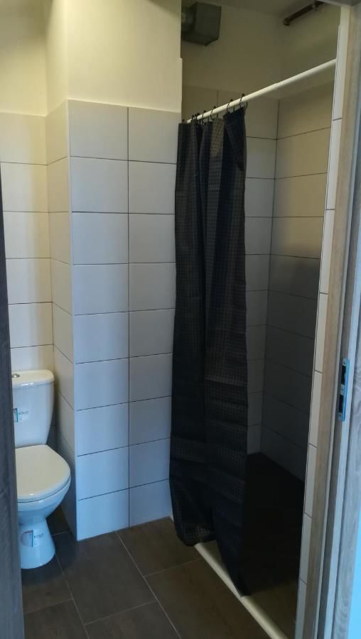 Хостелы Hostel SKALA w Wólka Kosowska Вулька-Косовска